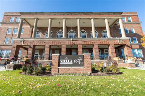 Stella hotel kenosha - Offering a sun terrace, The Stella Hotel & Ballroom also features a restaurant, and is ideally situated 160 yards from the center of Kenosha and is just 230 yards from The Dinosaur Discovery Museum, with Tarble Center located 2.6 miles away.